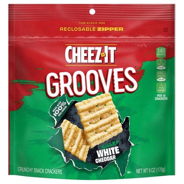 Cheez-It Grooves, Sharp White Cheddar, 6 oz